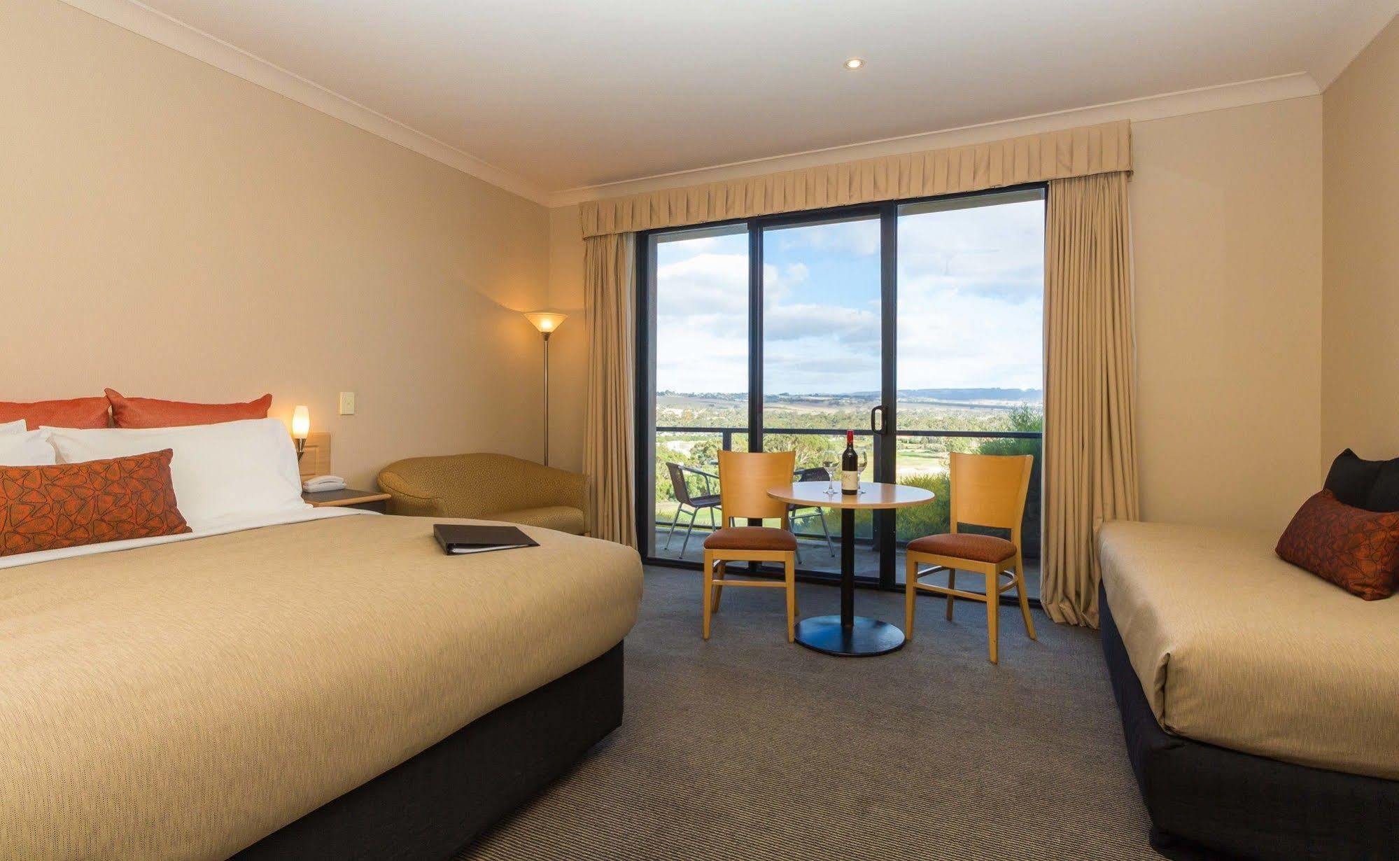 Hotel Mccracken Country Club à Victor Harbor Extérieur photo